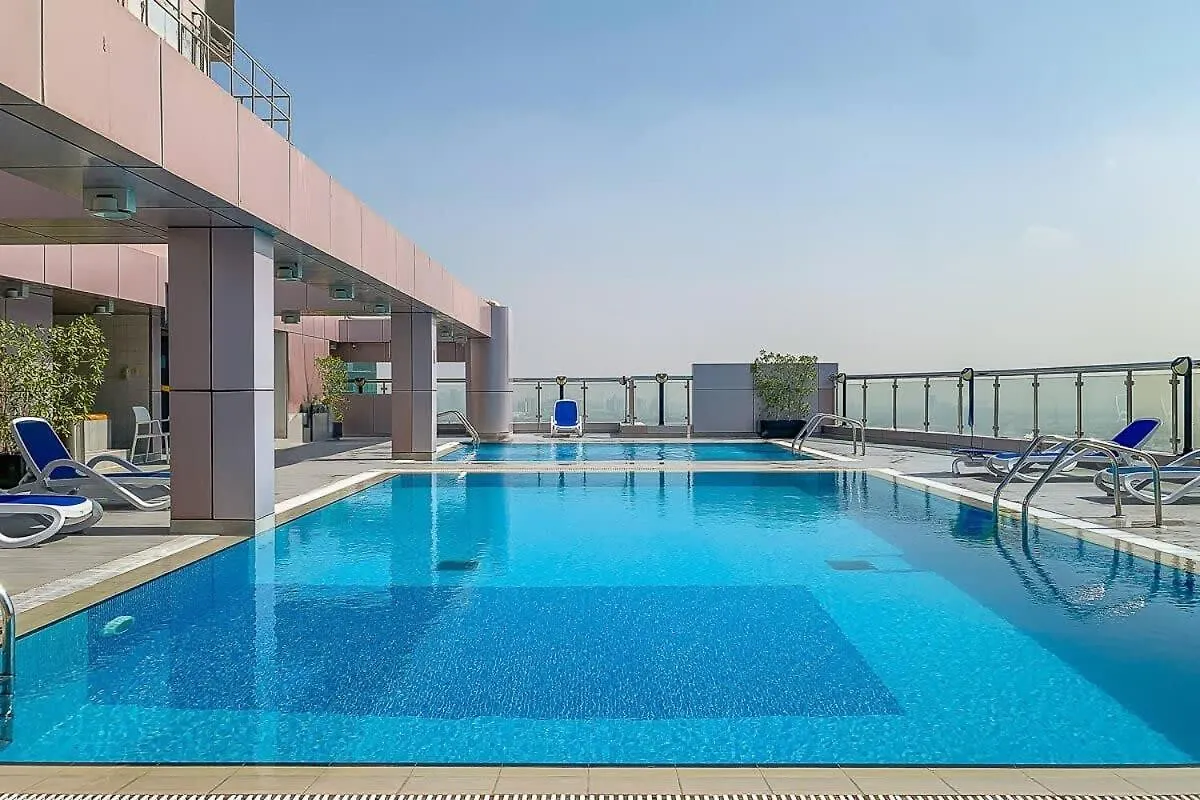 Frank Porter - V3 Tower Dubai United Arab Emirates